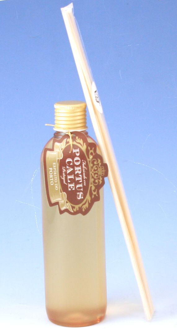 HUMMINGBIRD (Island Flora) Portus Cale 8 oz Fragrance Reed Diffuser REFILL wtih Replacement Reeds