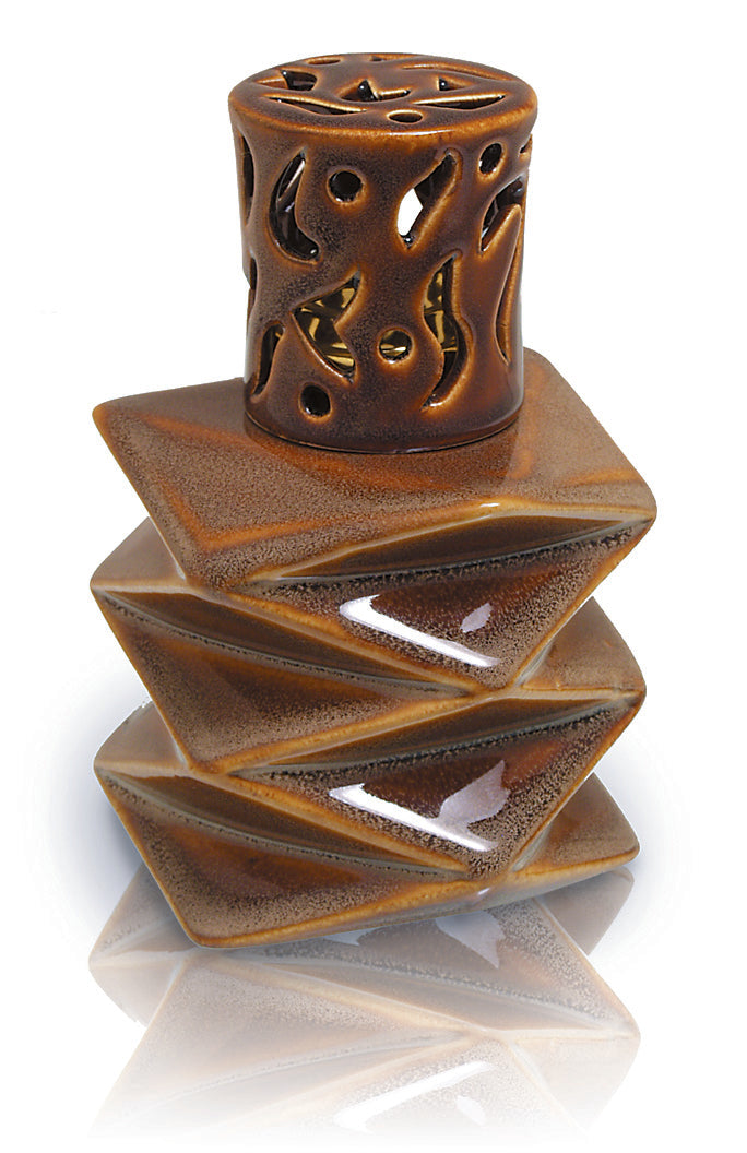 Angular Vision Fragrance Lamp by Alexandria-Bella Breeze