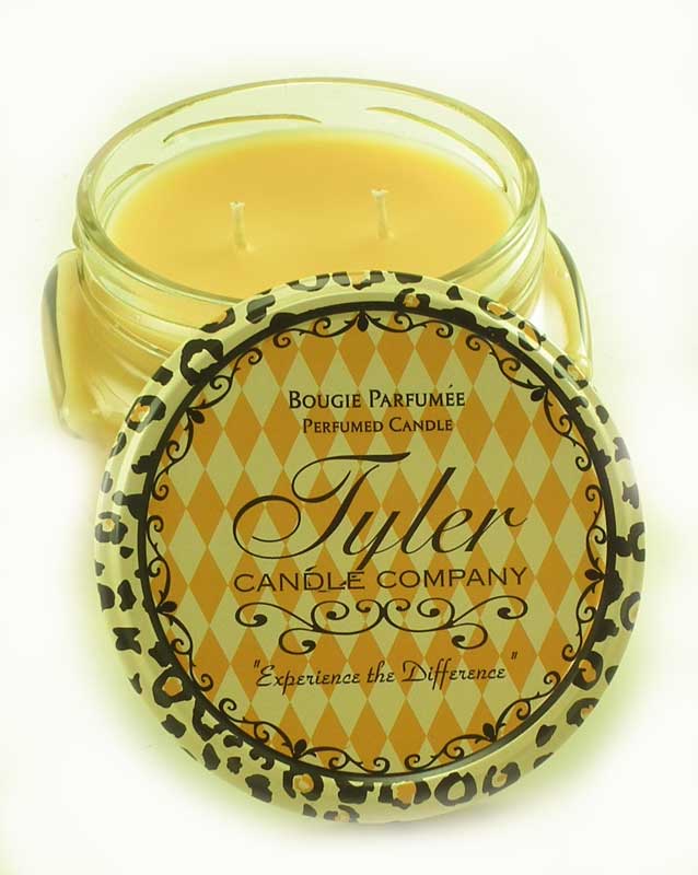 HOMECOMING Tyler 11 oz Medium Scented Jar Candle