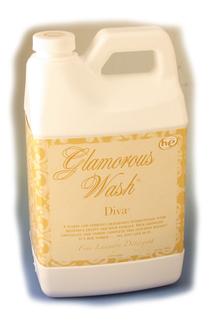 DIVA Glamorous Wash 64 oz Half Gallon Fine Laundry Detergent by Tyler Candles